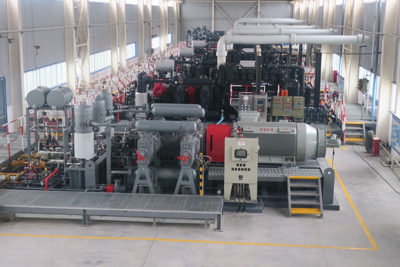 Compressor DTY1000.jpg Compressor DTY1000.jpg